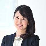 新谷美保子 (しんたに みほこ) の写真